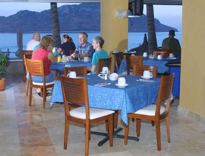 Las Flores Beach Resort Mazatlán Restaurace fotografie